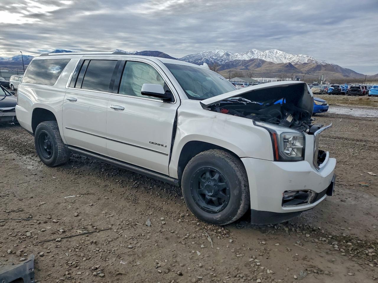 GMC YUKON DENALI