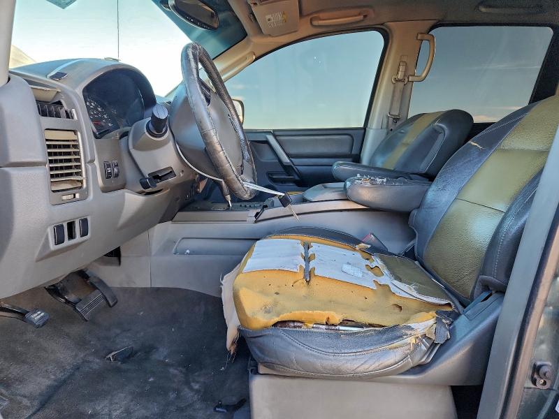 2004 NISSAN TITAN XE #3304945540