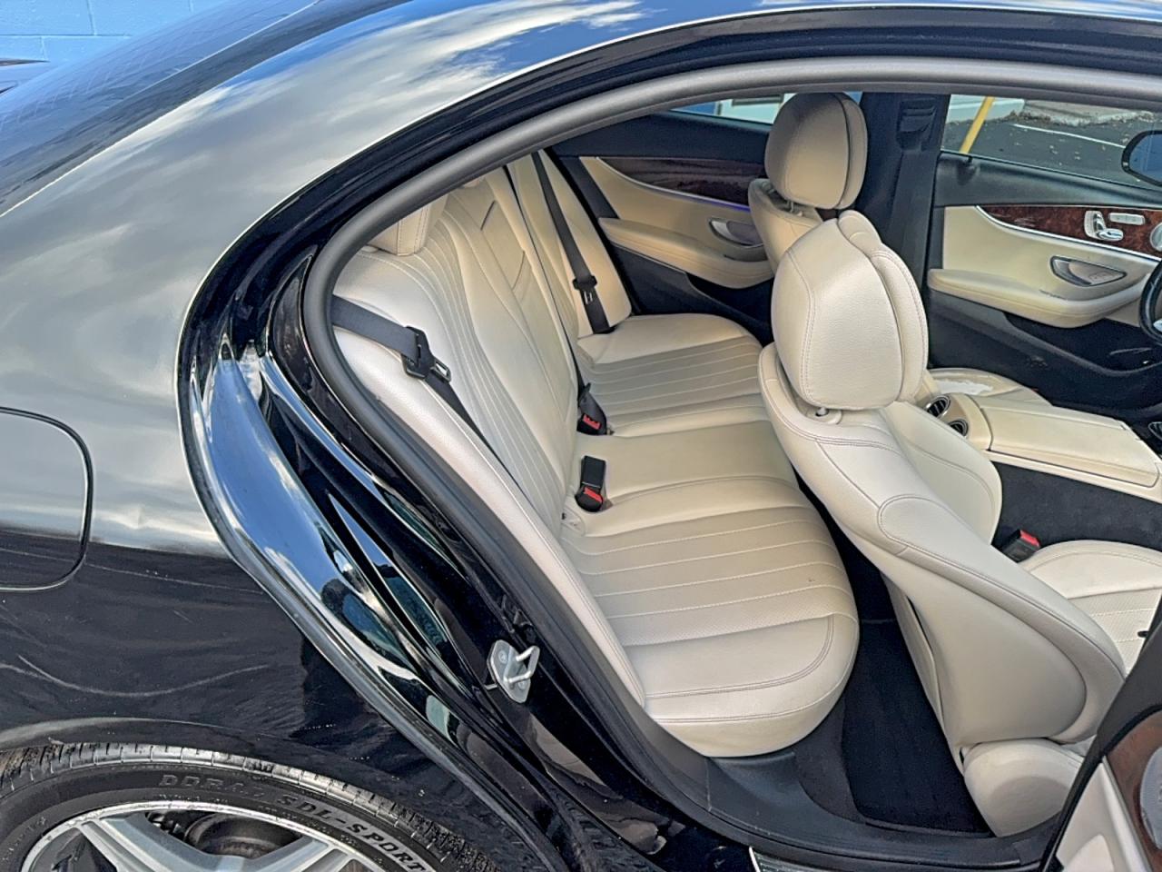 MERCEDES-BENZ E-CLASS 300 4MATIC