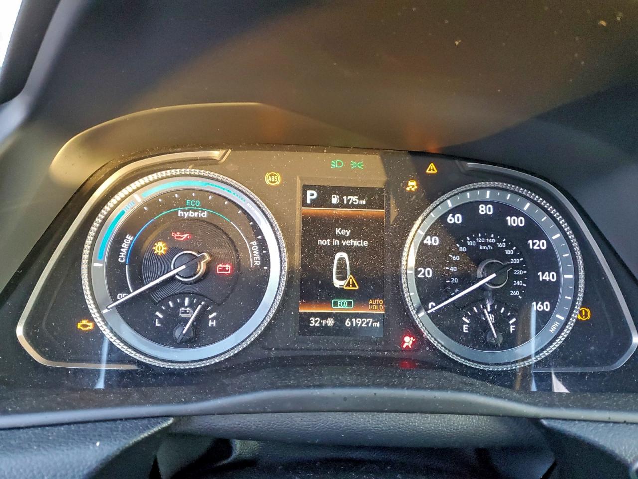 HYUNDAI SONATA HYBRID