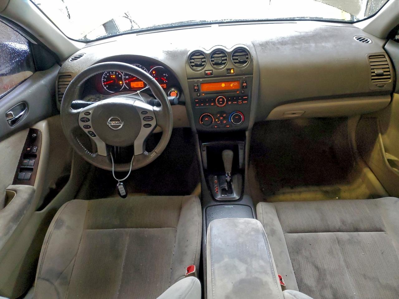 NISSAN ALTIMA BASE