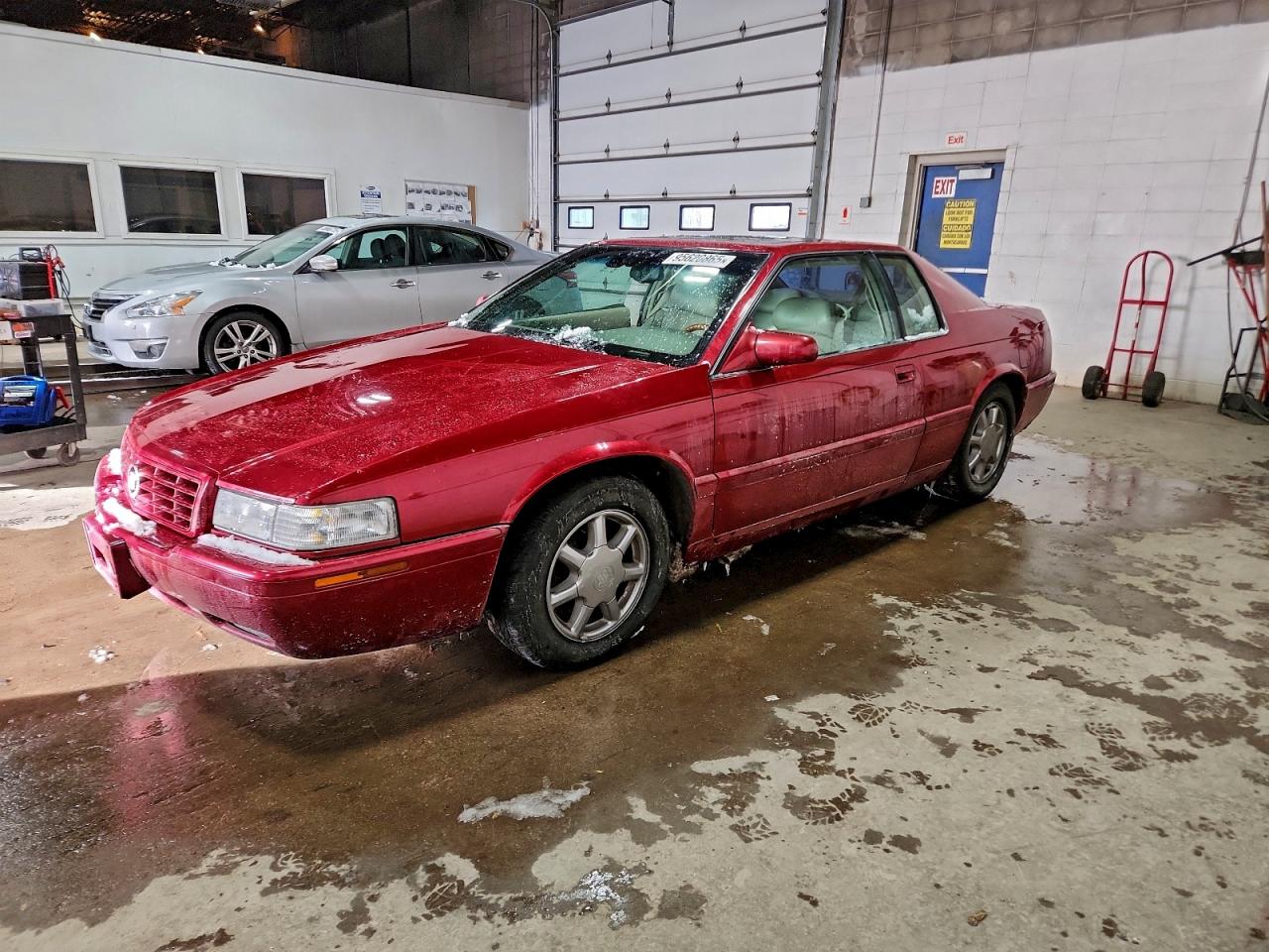 Lot #3305313331 2000 CADILLAC ELDORADO T