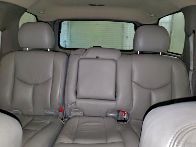 2004 GMC YUKON #3303593932
