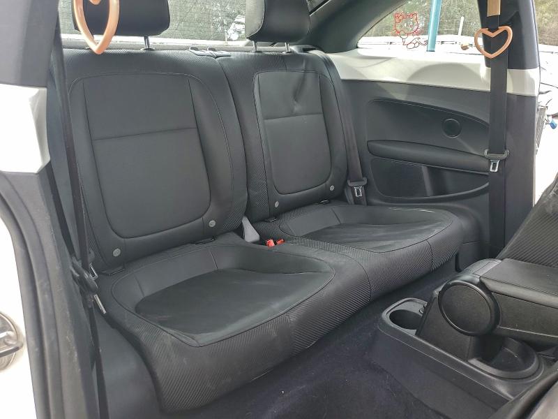 2013 VOLKSWAGEN BEETLE #3301810335