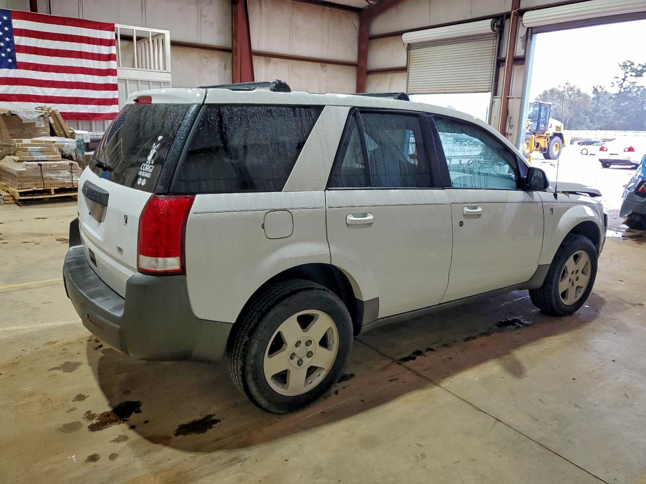 Lot #3311612225 2004 SATURN VUE