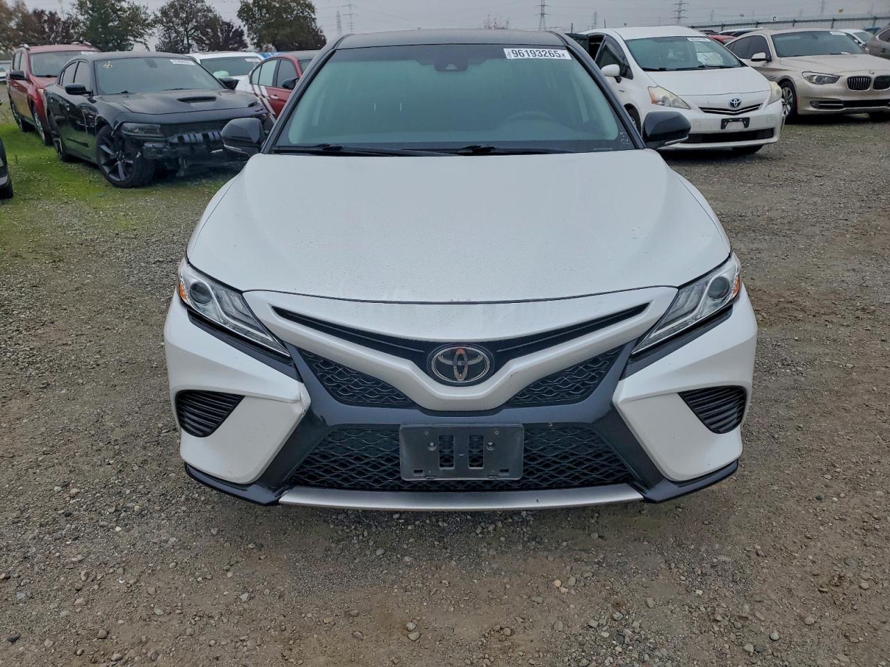 TOYOTA CAMRY XSE