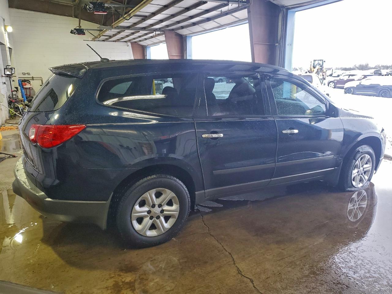CHEVROLET TRAVERSE LS