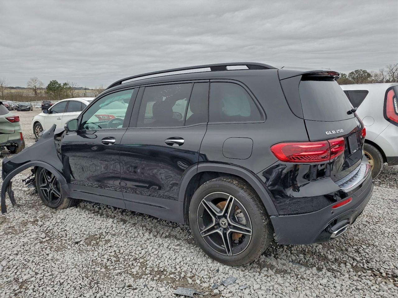 Lot #3302870889 2024 MERCEDES-BENZ GLB 250 4M