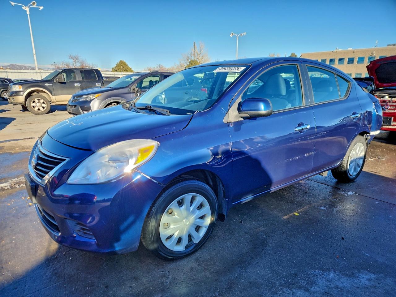 NISSAN VERSA S