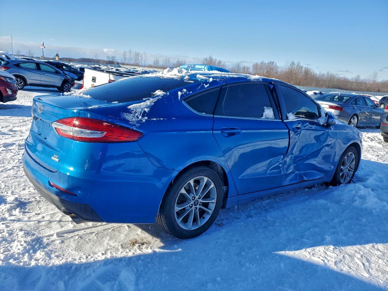 FORD FUSION SE