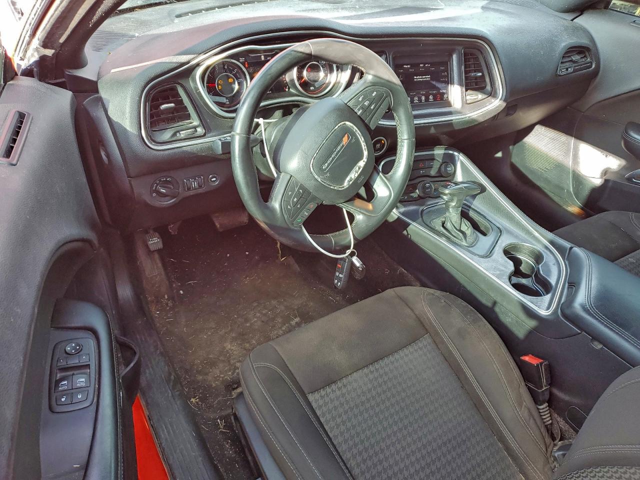 DODGE CHALLENGER SXT