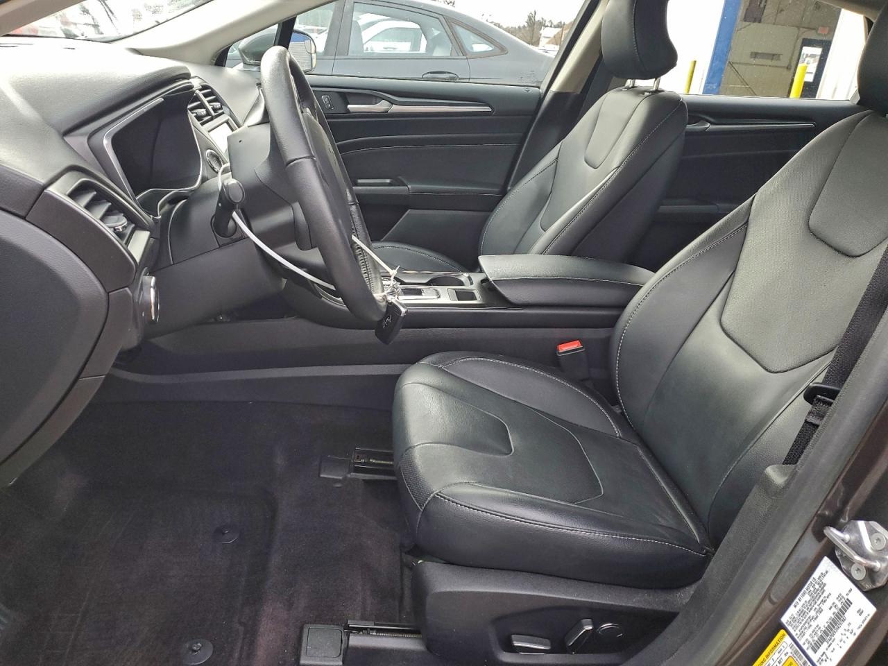 FORD FUSION TITANIUM