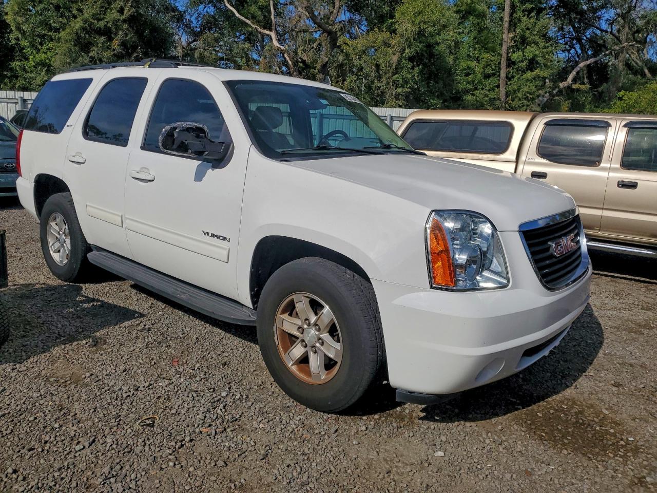 GMC YUKON SLT