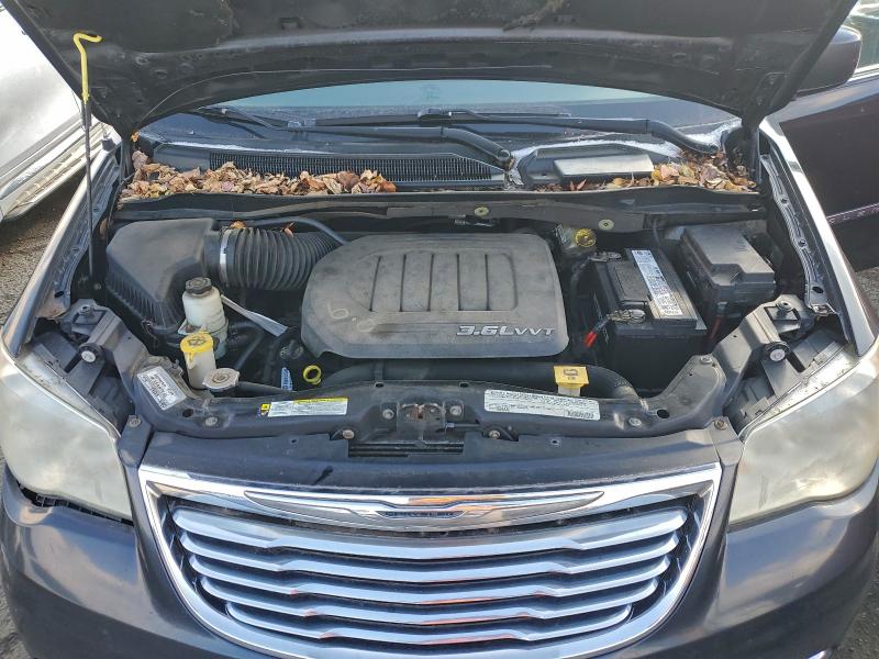 2012 CHRYSLER TOWN & COU #3304515539