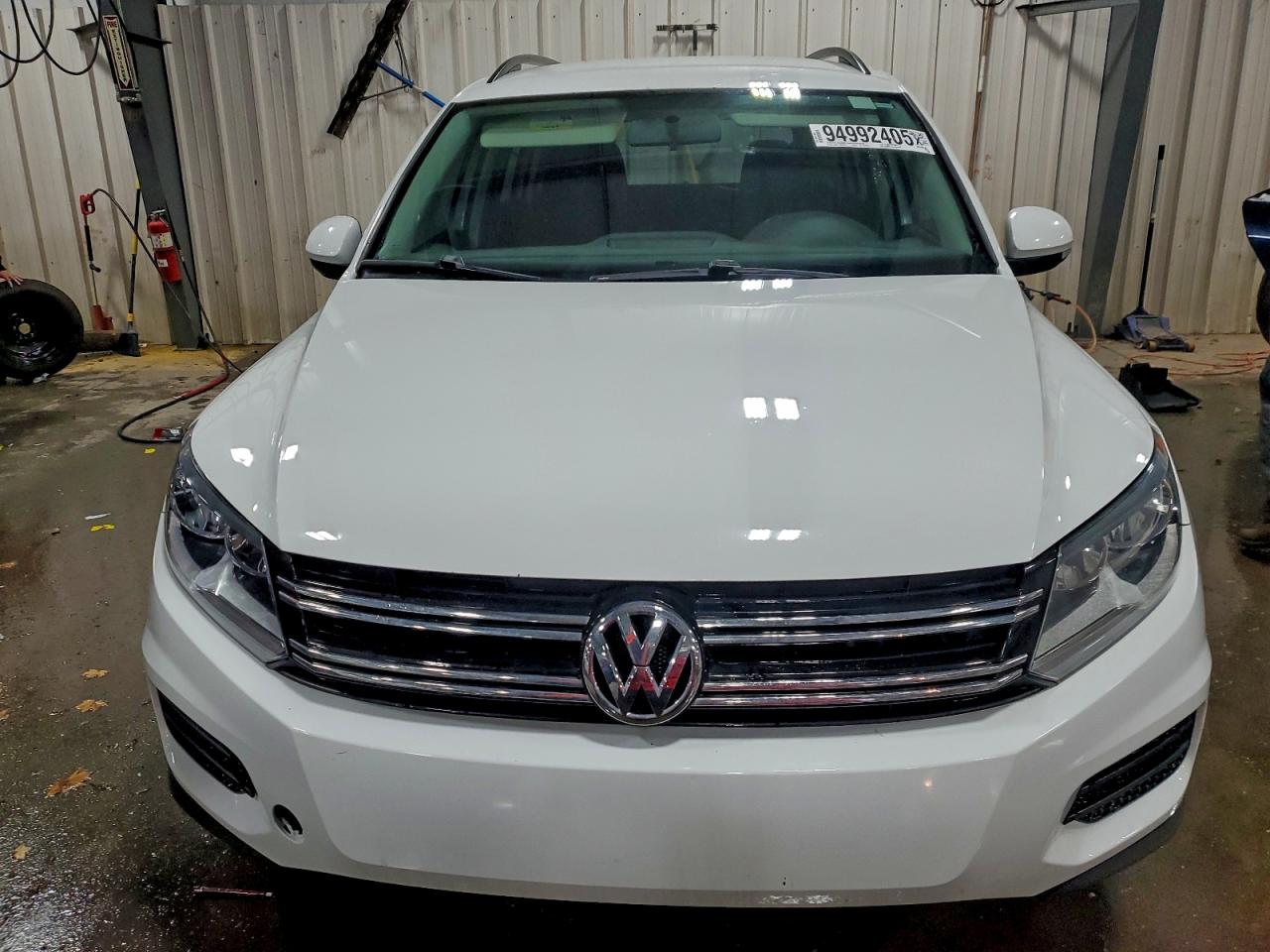VOLKSWAGEN TIGUAN S