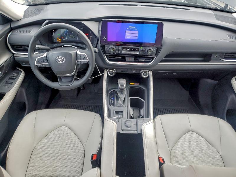 2025 TOYOTA GRAND HIGH #3308219174