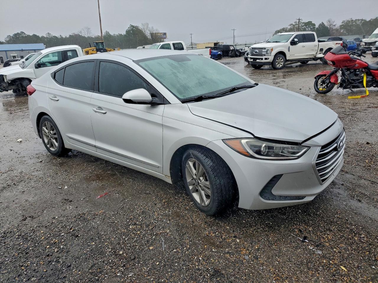 HYUNDAI ELANTRA SE