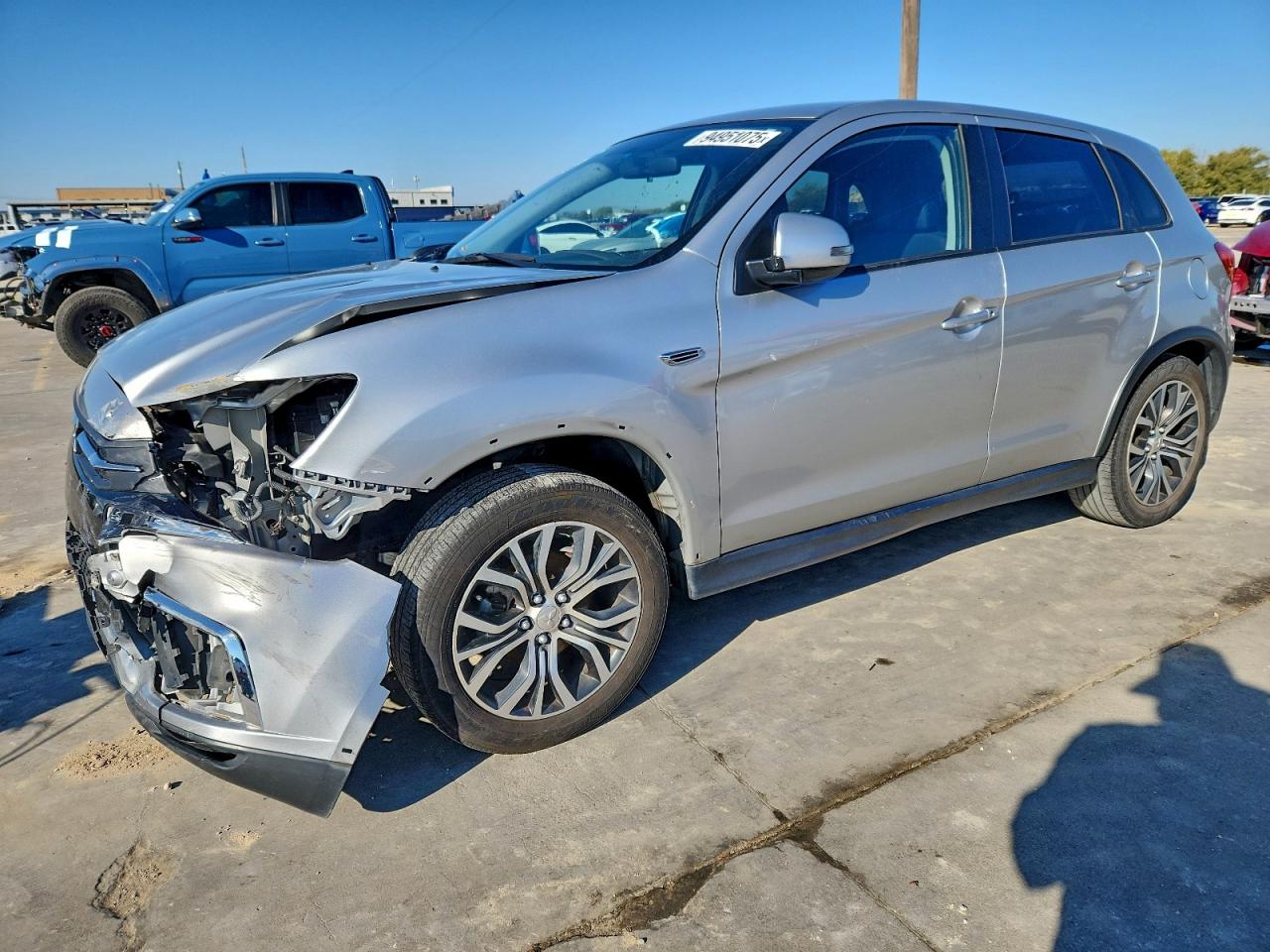 MITSUBISHI OUTLANDER ES