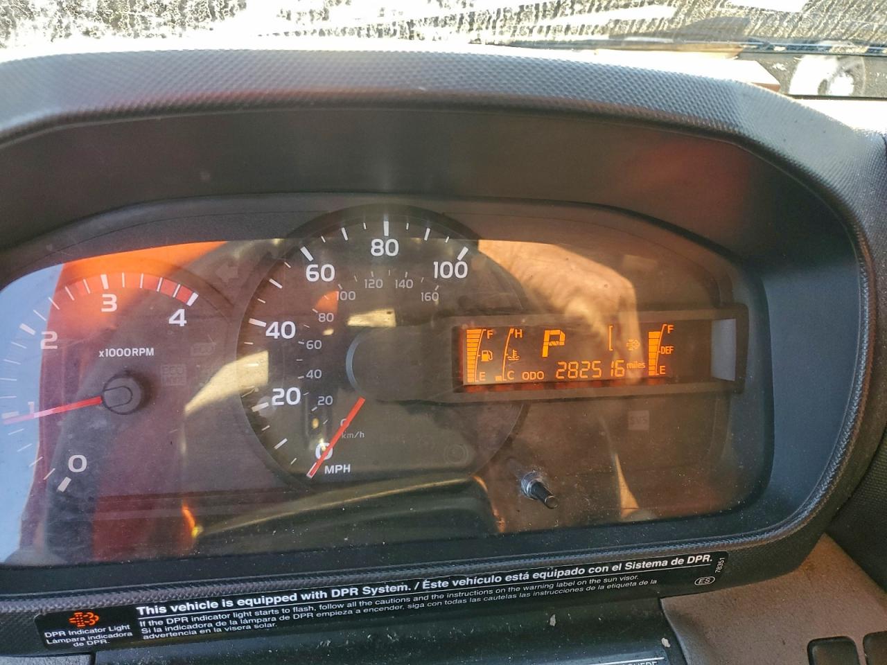 Lot #3304523442 2015 HINO 195