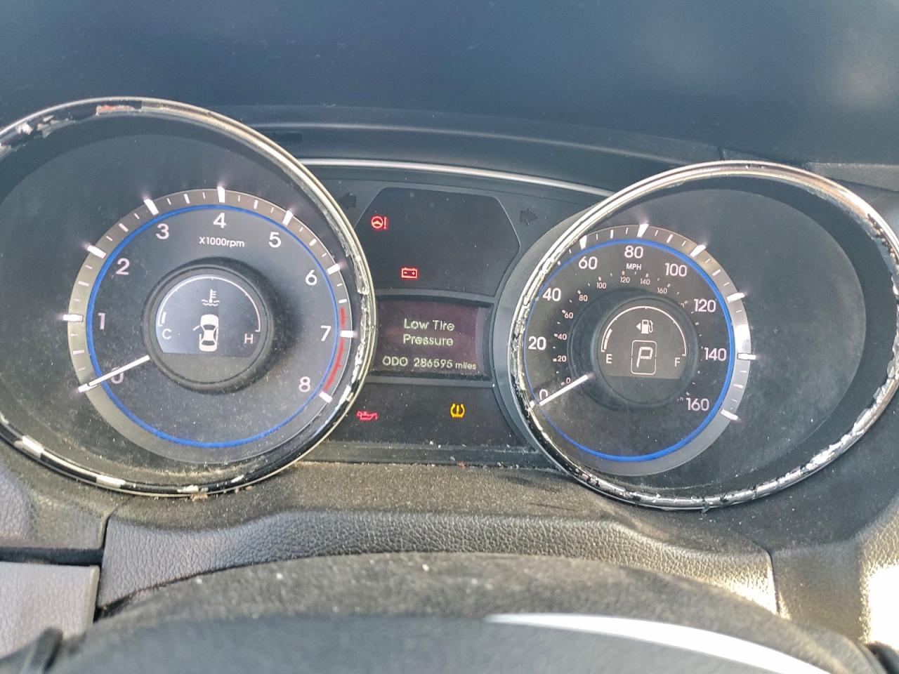 Lot #3311703230 2014 HYUNDAI SONATA GLS