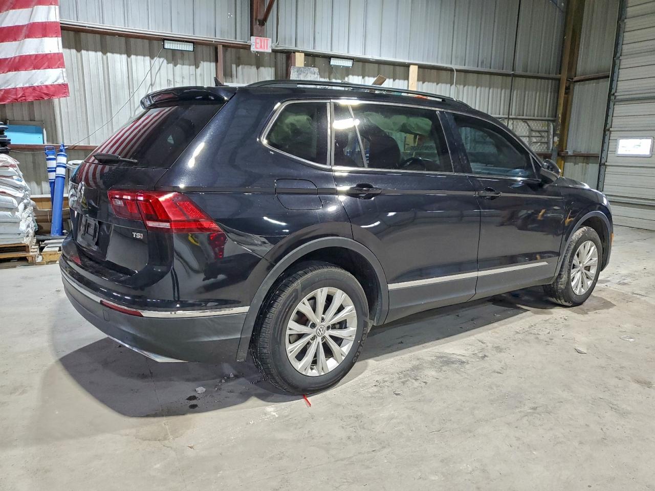 VOLKSWAGEN TIGUAN SE