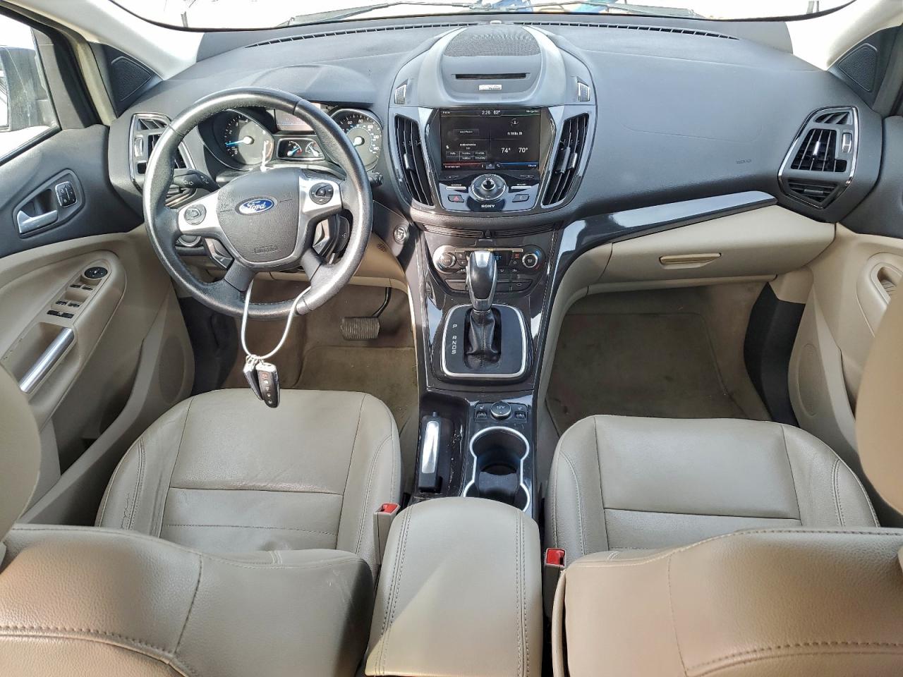 FORD ESCAPE TITANIUM