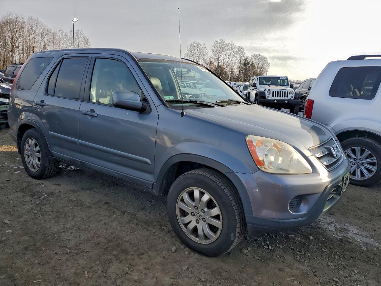 Lot #3310441335 2005 HONDA CR-V SE