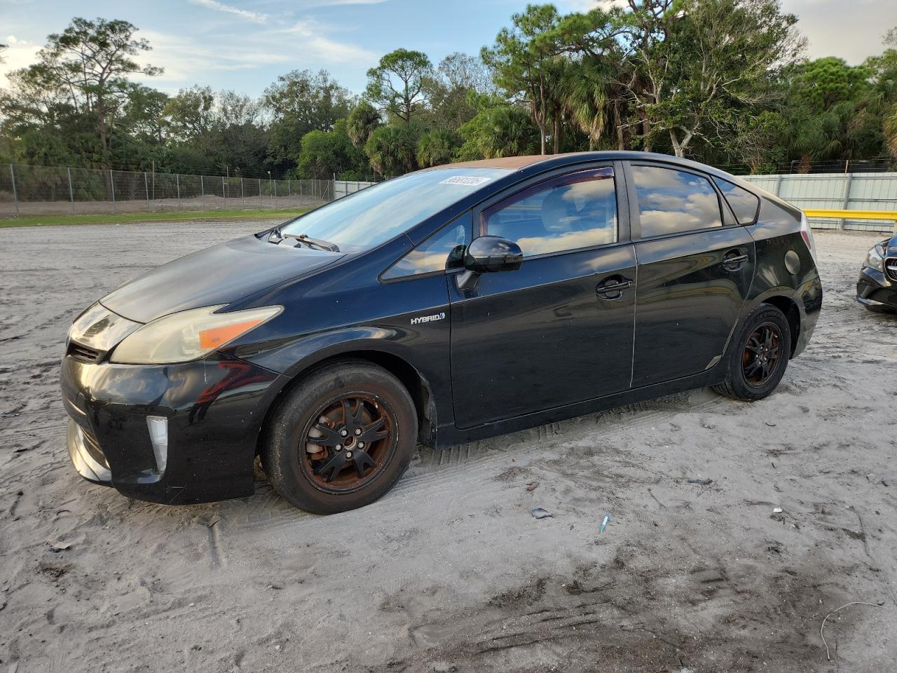 Lot #3311513259 2014 TOYOTA PRIUS