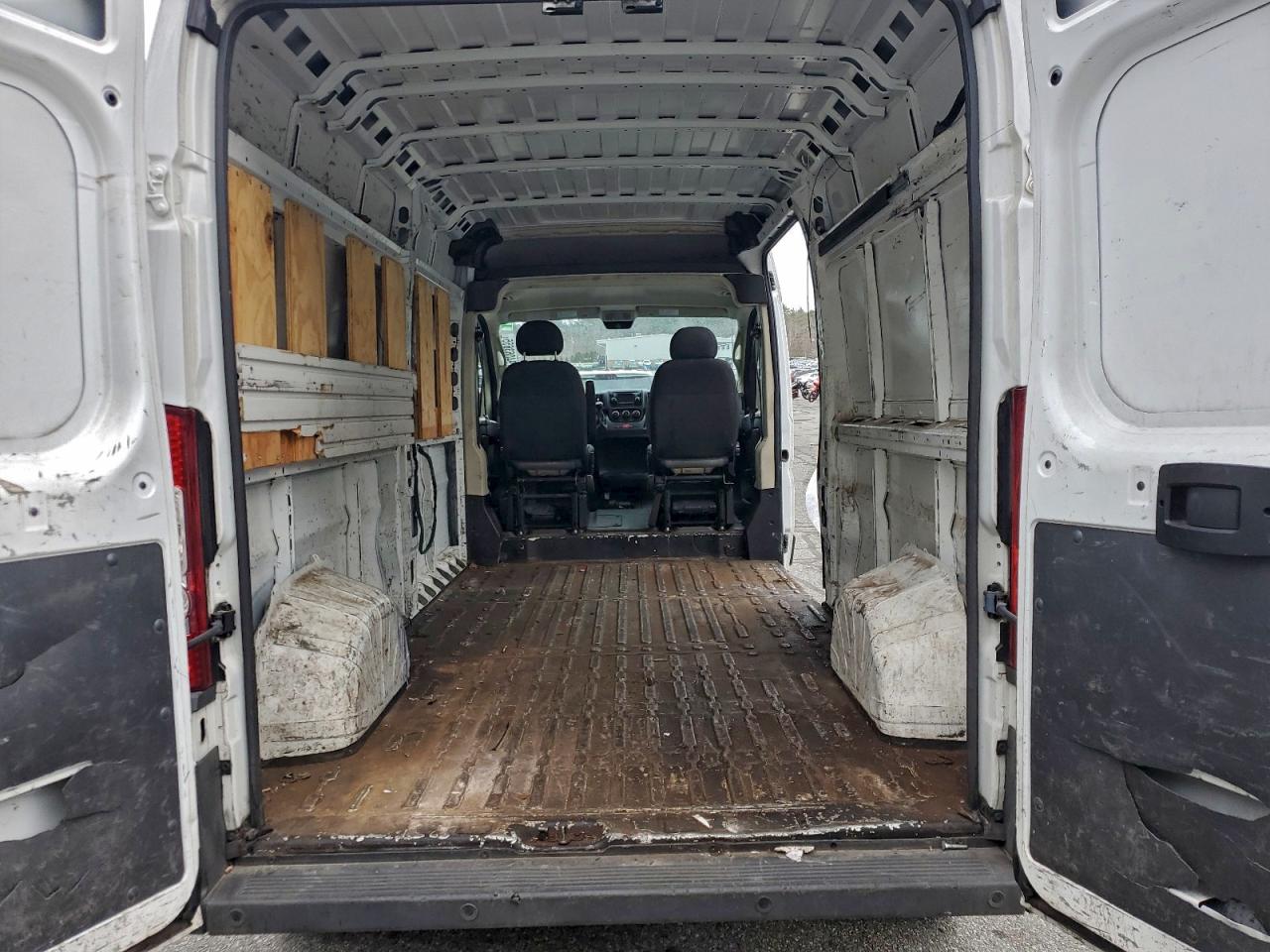 RAM PROMASTER 2500 HIGH