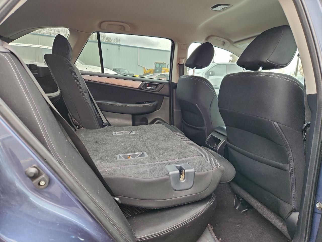 Lot #3316031222 2015 SUBARU OUTBACK 2.