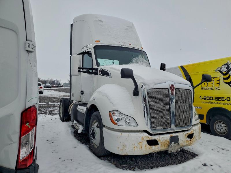 2016 KENWORTH CONSTRUCTI #3312684160