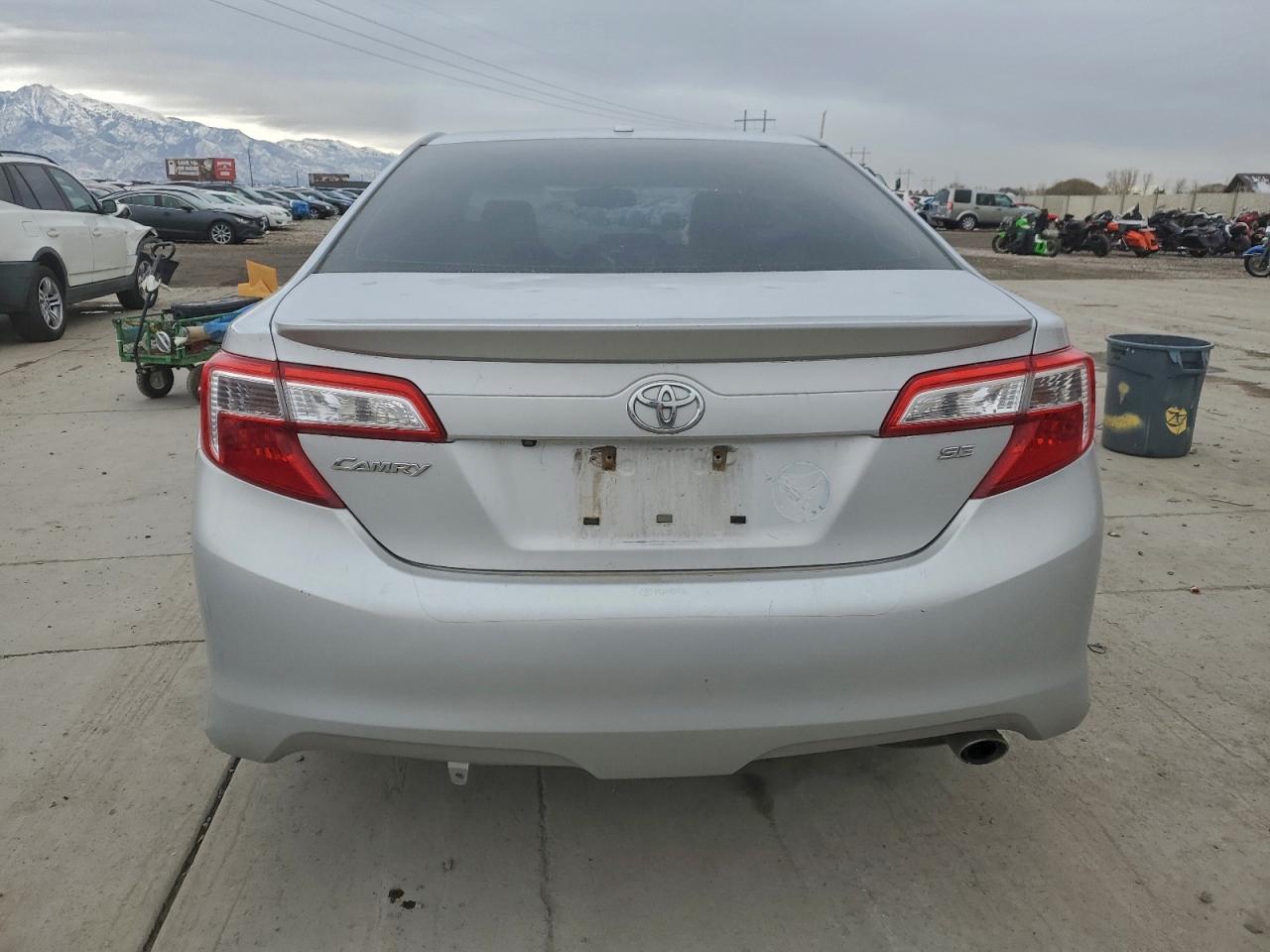 TOYOTA CAMRY L