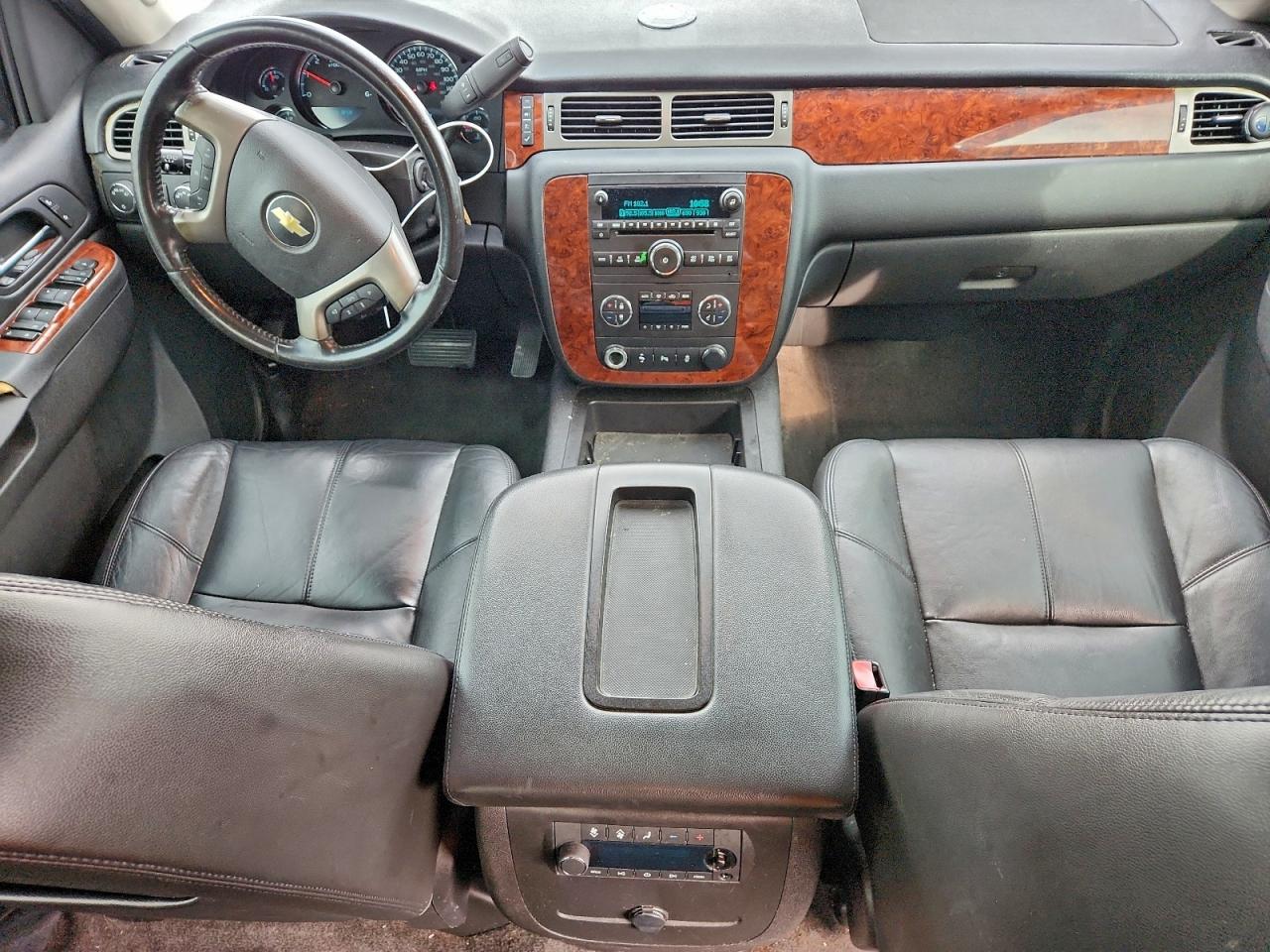 CHEVROLET TAHOE K1500 LT