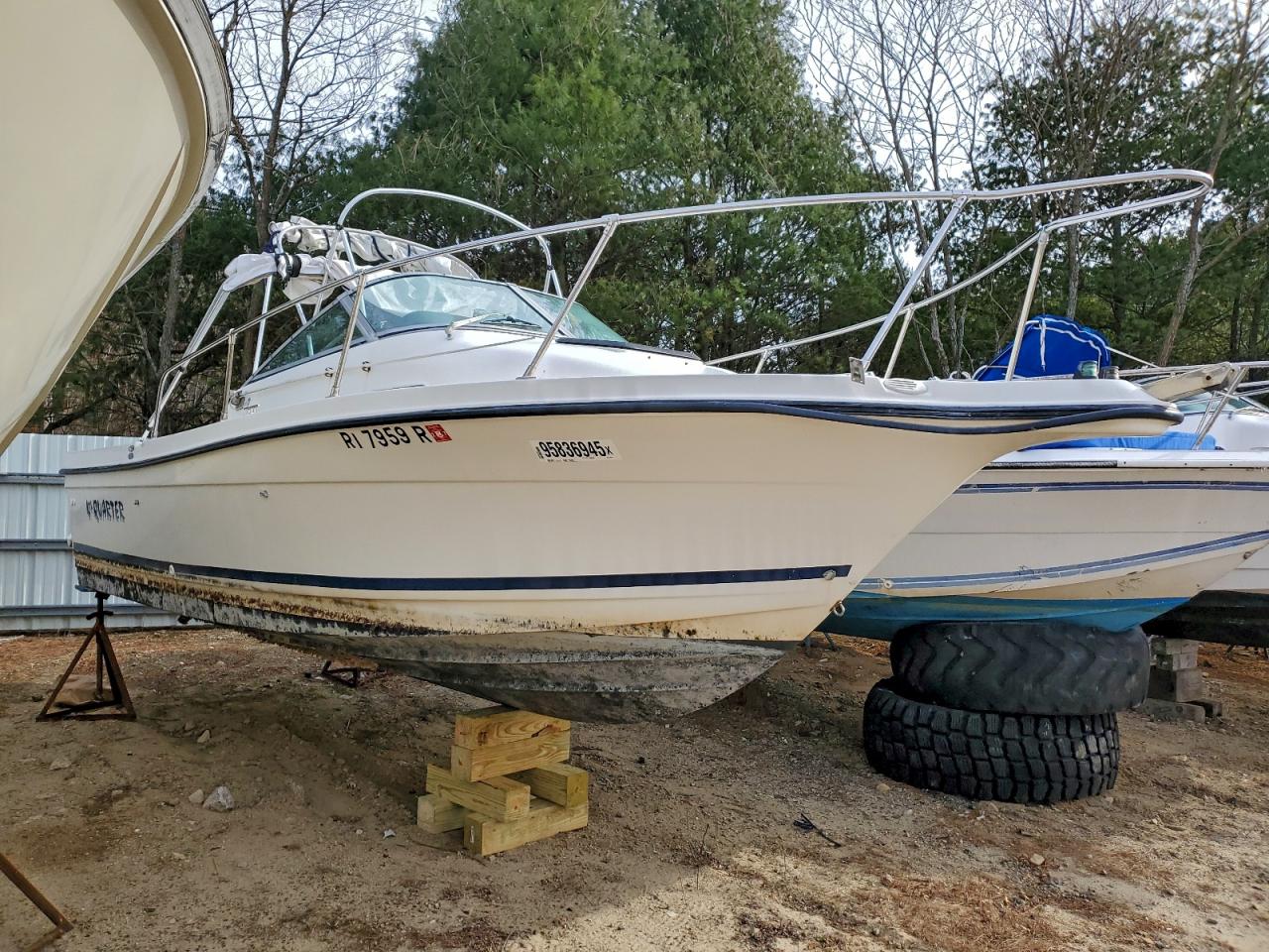 Lot #3316829416 2000 BAYLINER BOAT