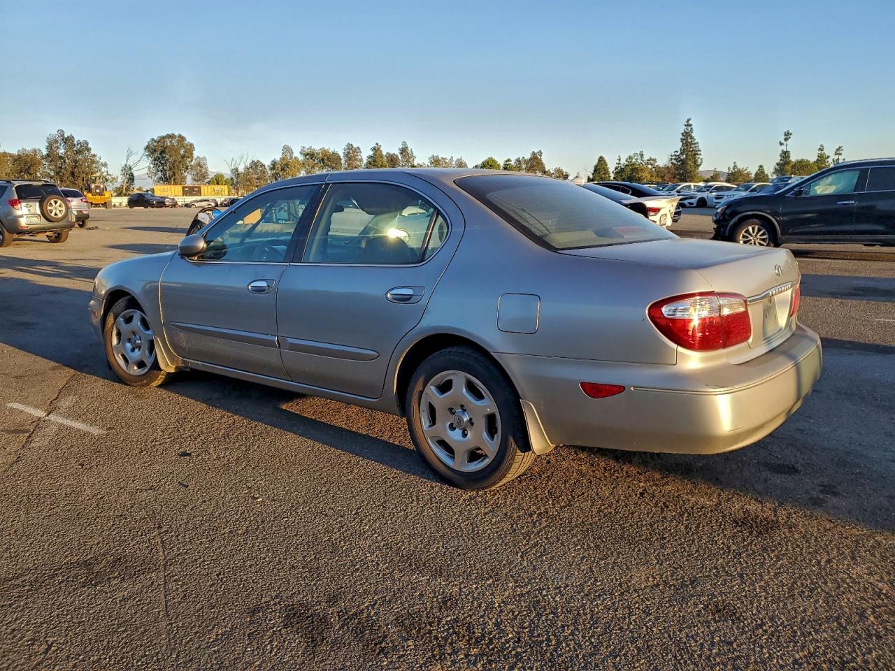 Lot #3310705735 2001 INFINITI I30