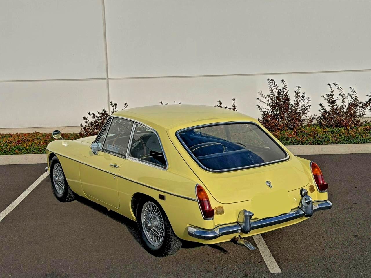 Lot #3315711352 1969 MGB GT