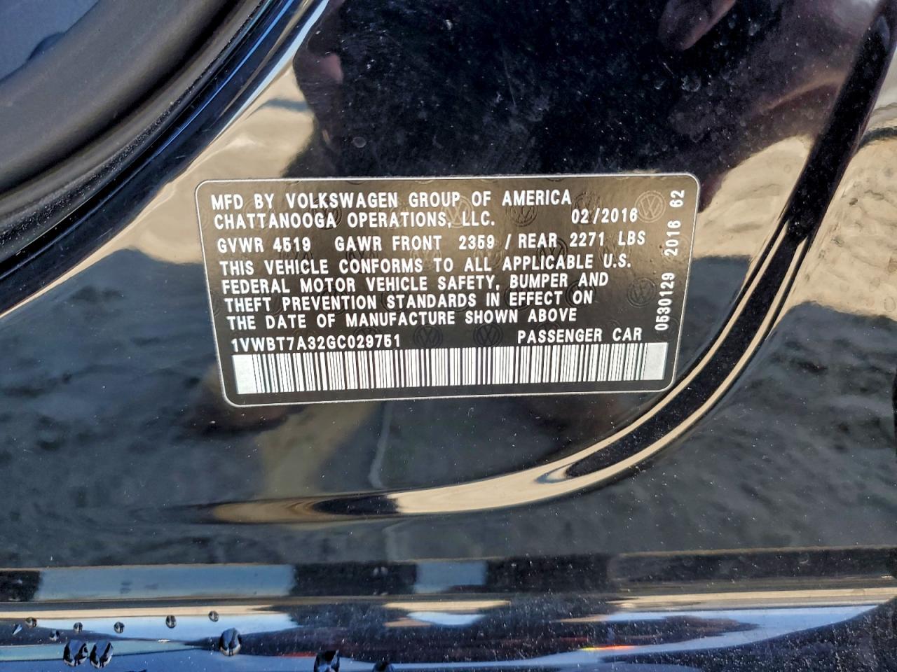 VOLKSWAGEN PASSAT SE