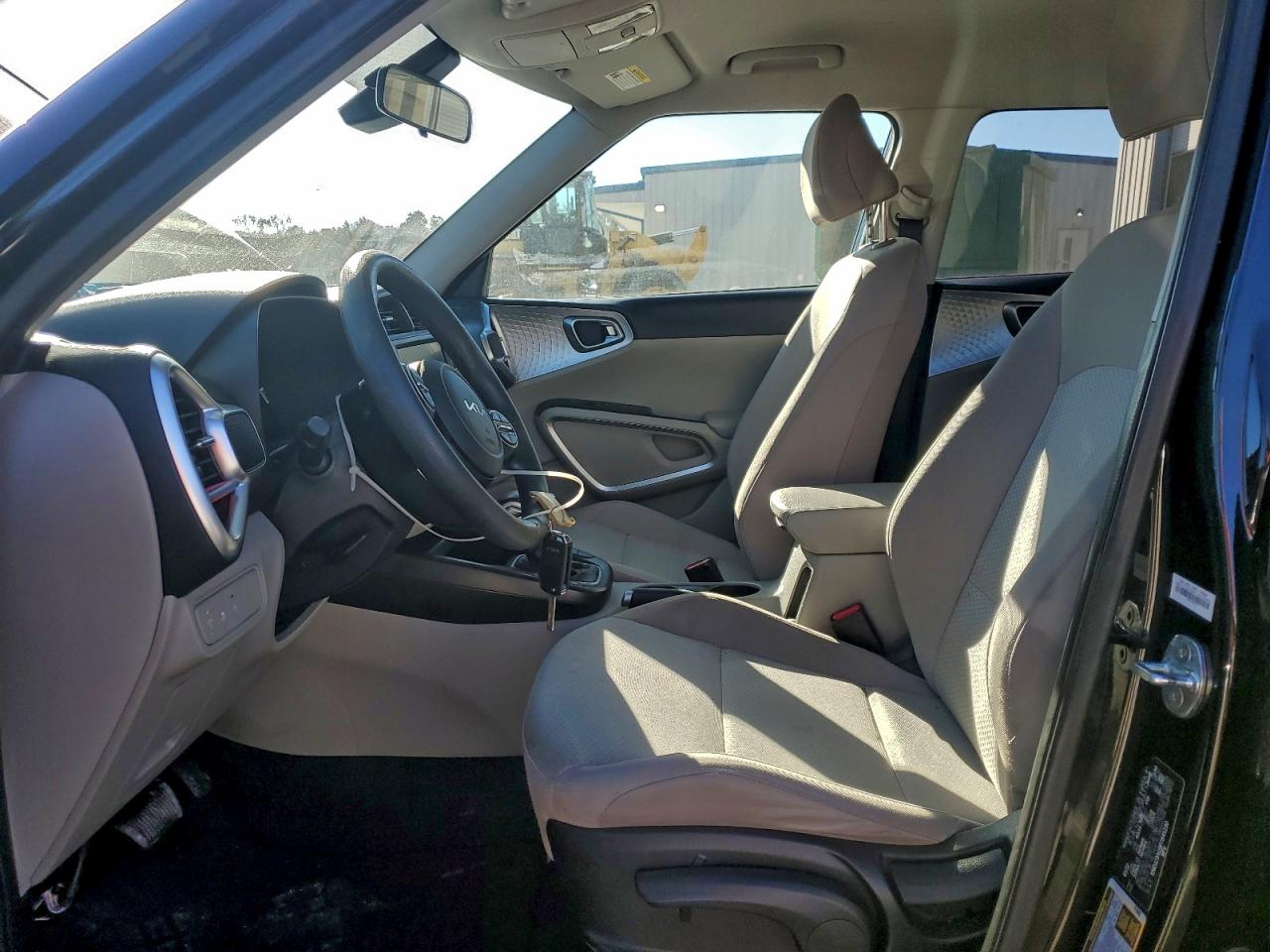 Lot #3318960919 2023 KIA SOUL LX