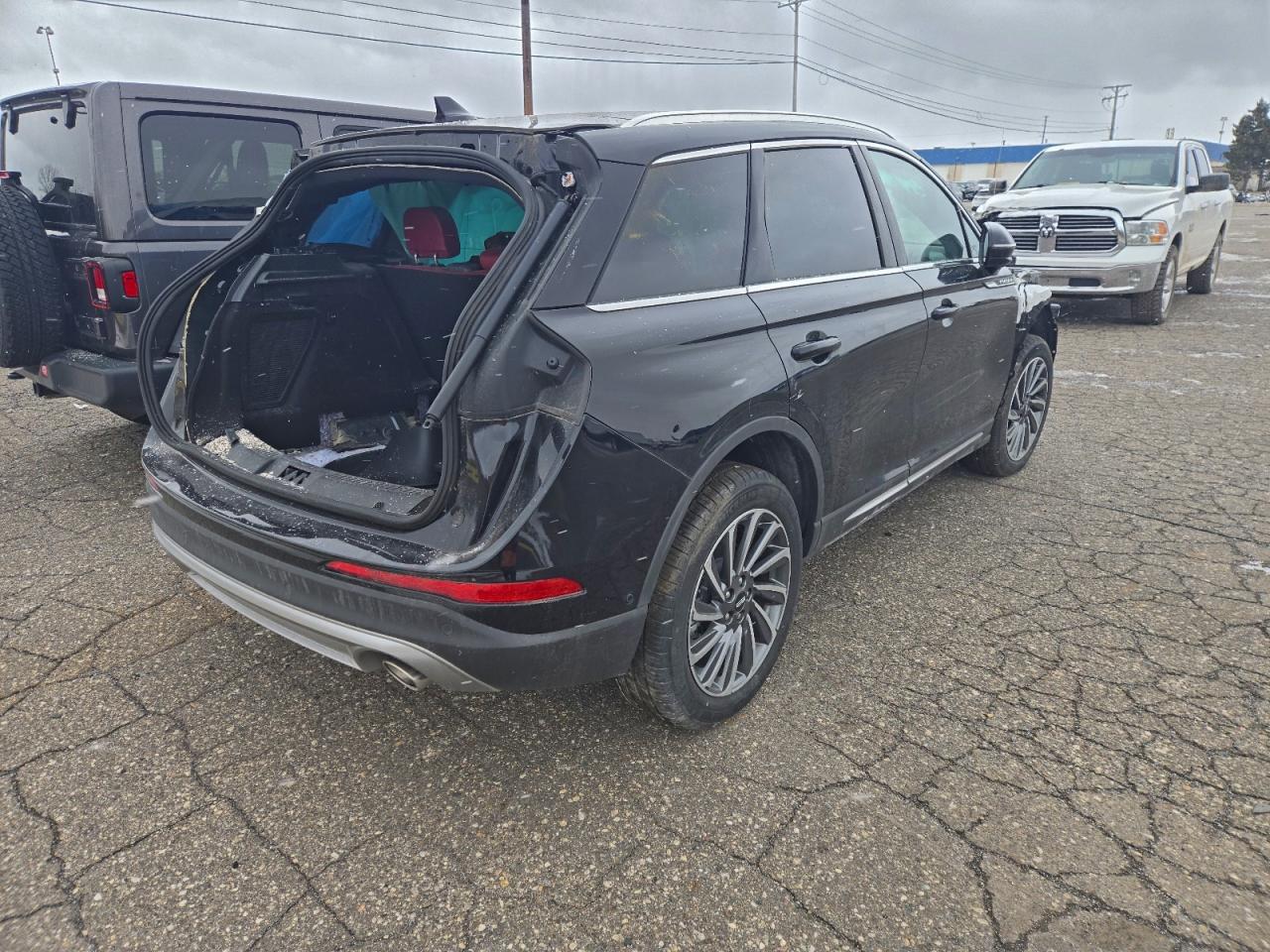 LINCOLN CORSAIR RESERVE