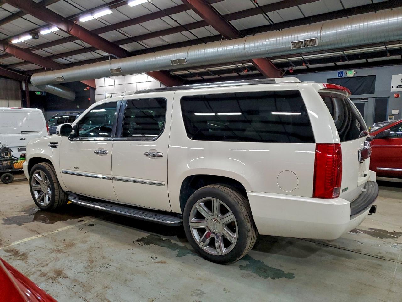 Lot #3311746726 2011 CADILLAC ESCALADE E