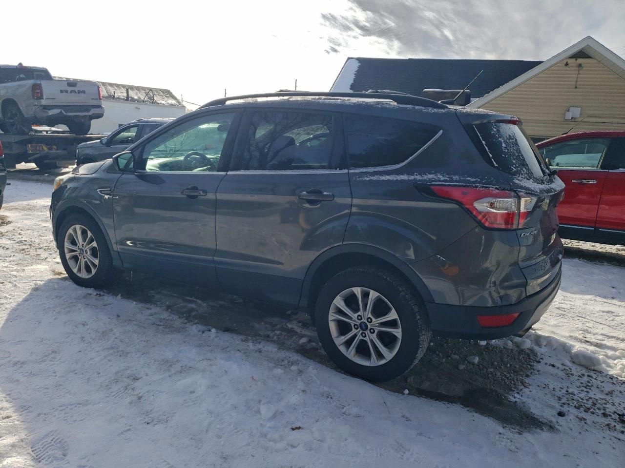 Lot #3311527249 2017 FORD ESCAPE SE