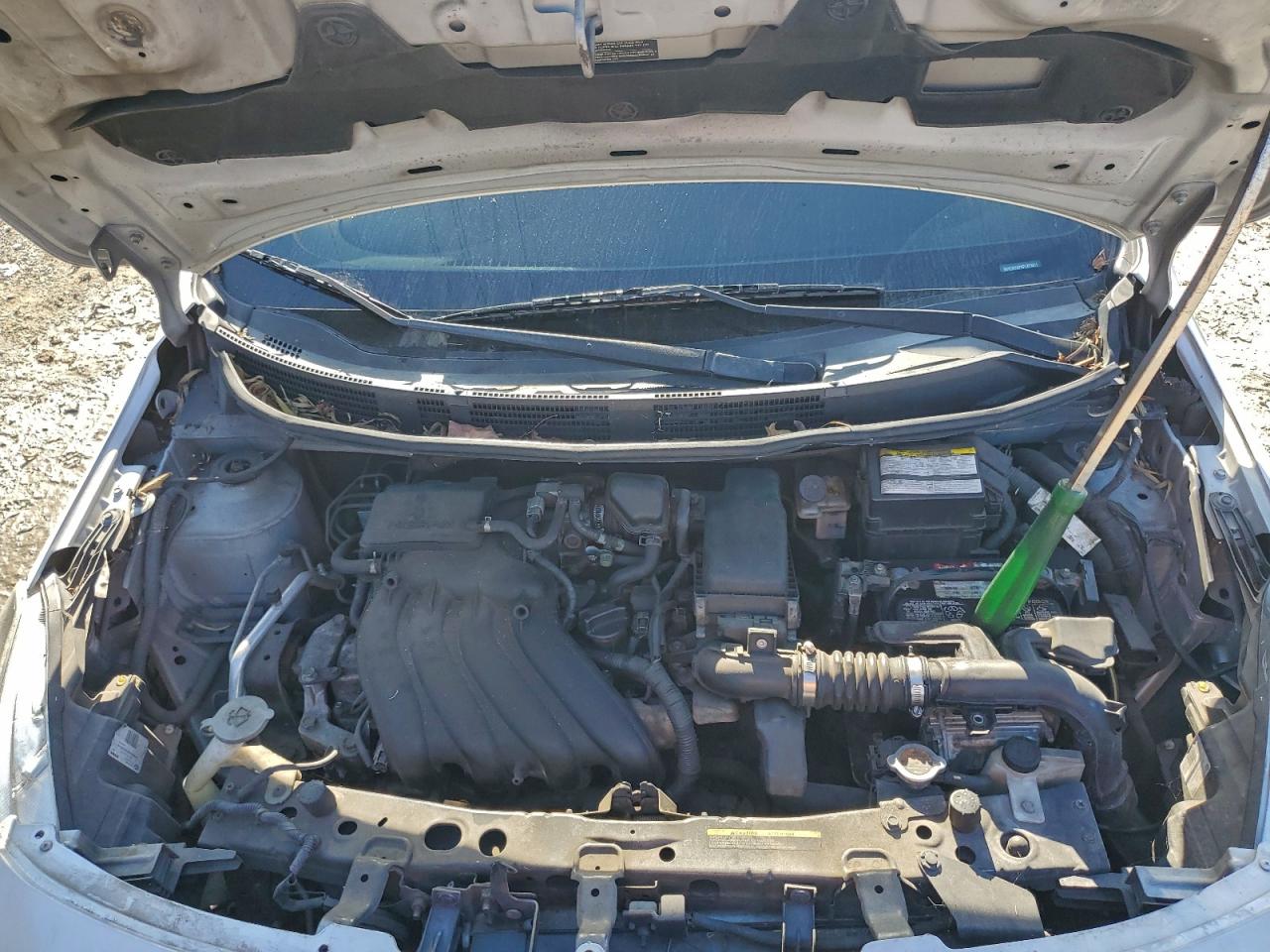 Lot #3302780894 2015 NISSAN VERSA S