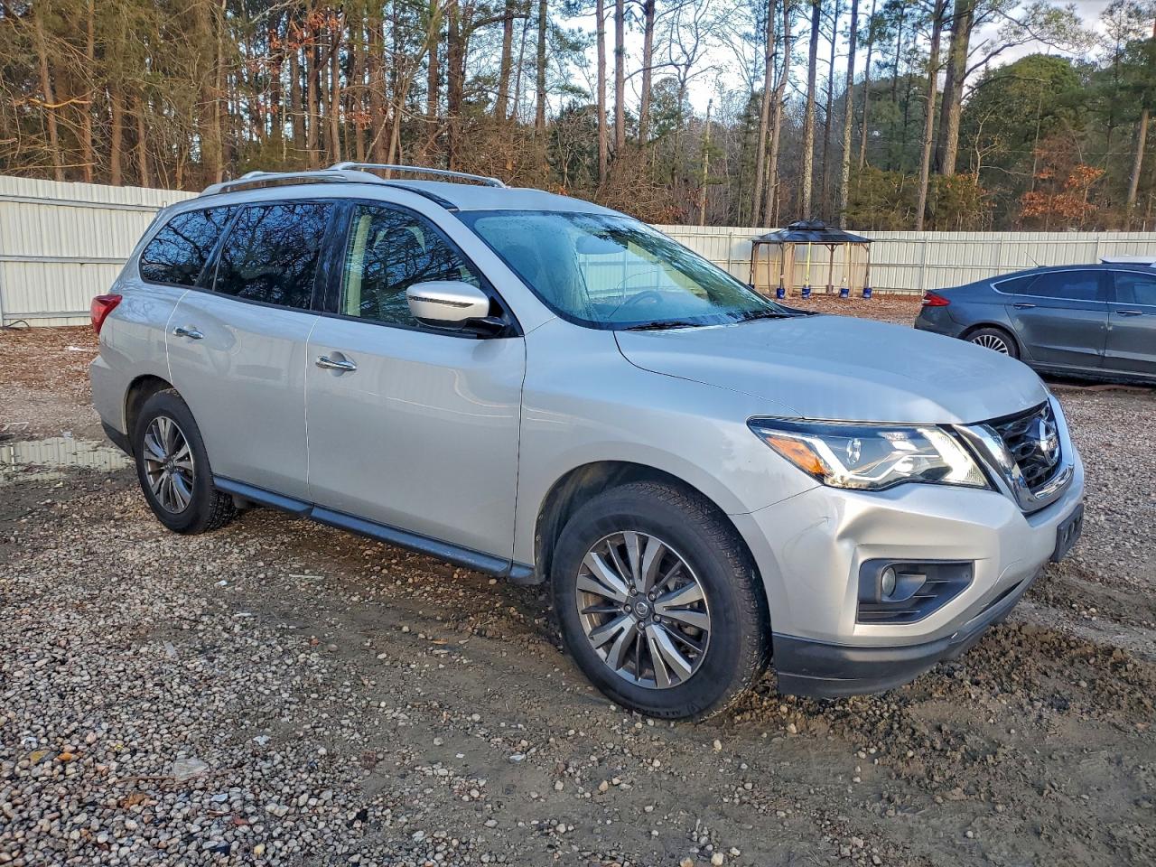 Lot #3311588789 2018 NISSAN PATHFINDER