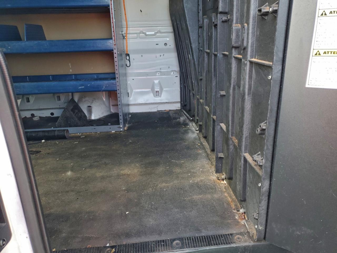 FORD ECONOLINE E250 VAN