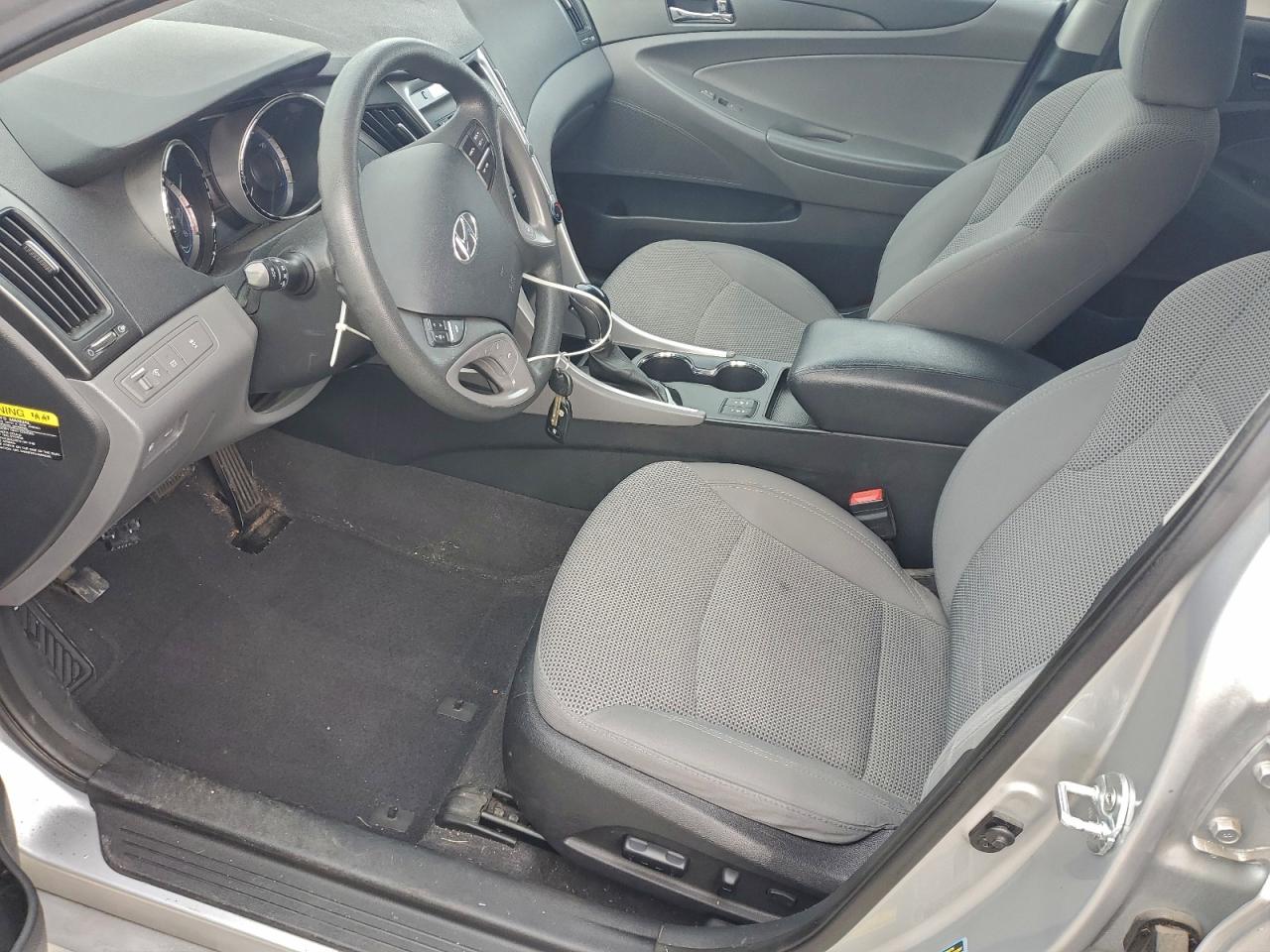 Lot #3311455241 2014 HYUNDAI SONATA GLS