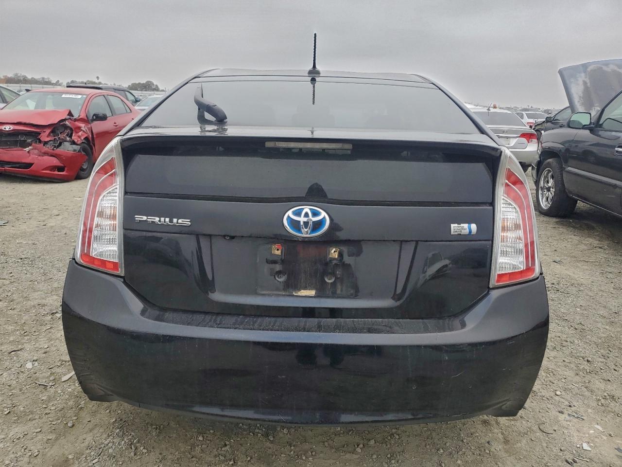 TOYOTA PRIUS