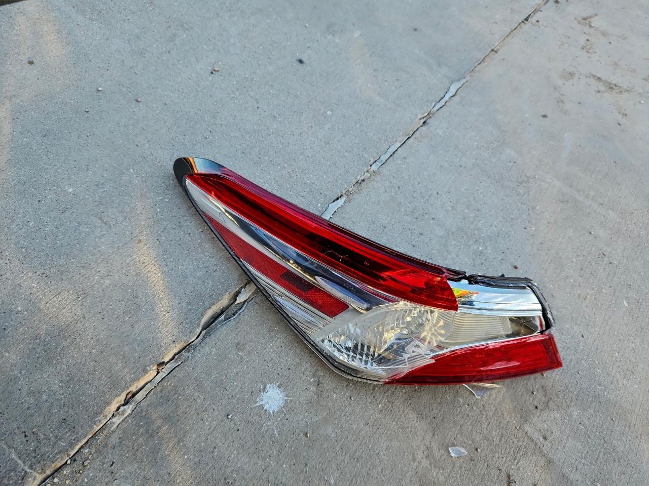 Lot #3311725239 2018 TOYOTA CAMRY L