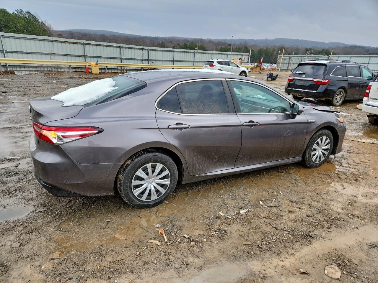 TOYOTA CAMRY LE
