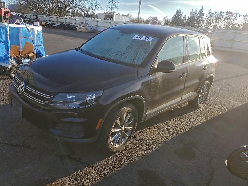 2012 VOLKSWAGEN TIGUAN S #3303021607