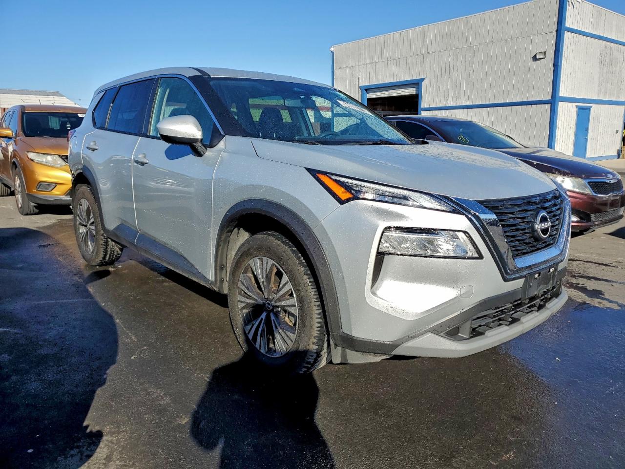 Lot #3312830111 2023 NISSAN ROGUE SV